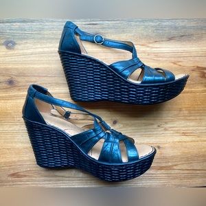 Born Black Leather Wedge Platform Sandals Size 10